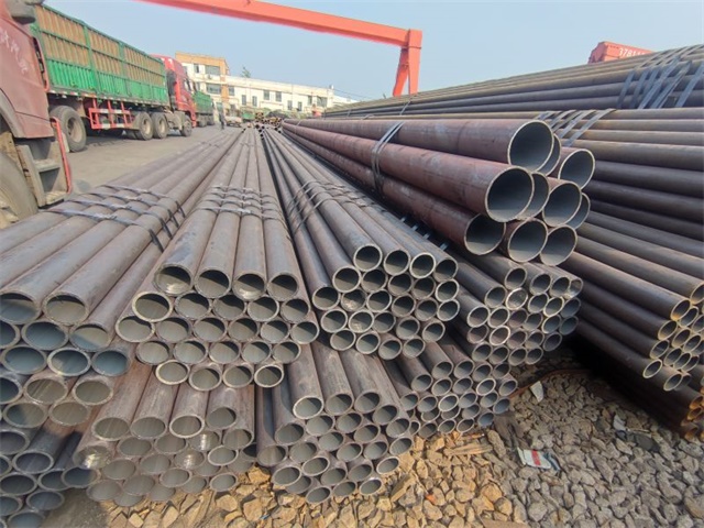 兴城Q345B热轧无缝钢管